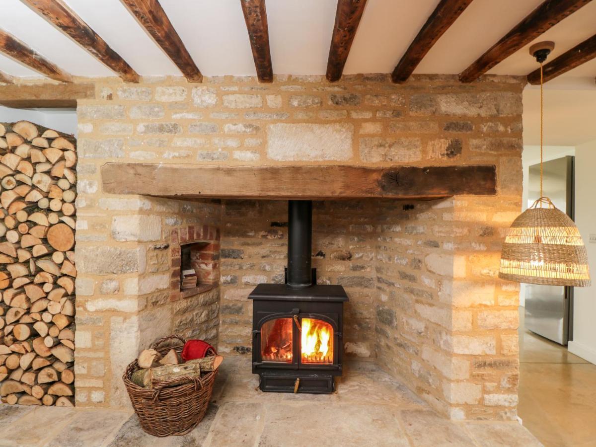 וויטני High Cogges Farm Holiday Cottages מראה חיצוני תמונה