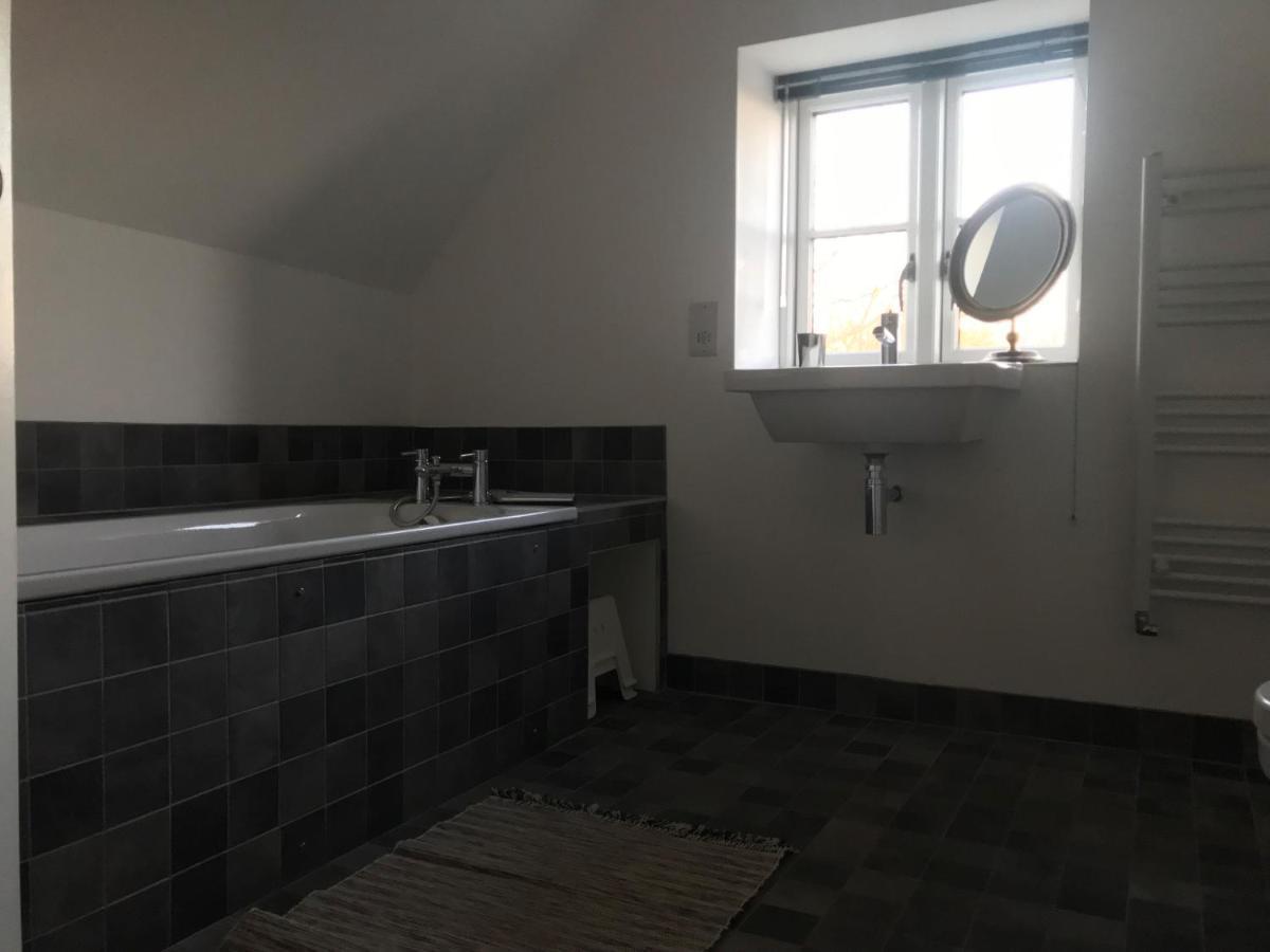 וויטני High Cogges Farm Holiday Cottages מראה חיצוני תמונה