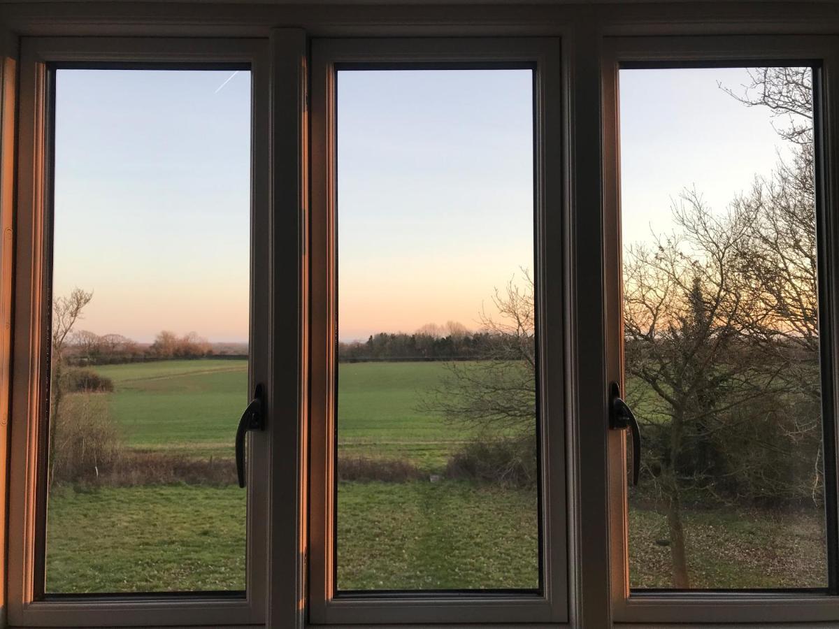 וויטני High Cogges Farm Holiday Cottages מראה חיצוני תמונה