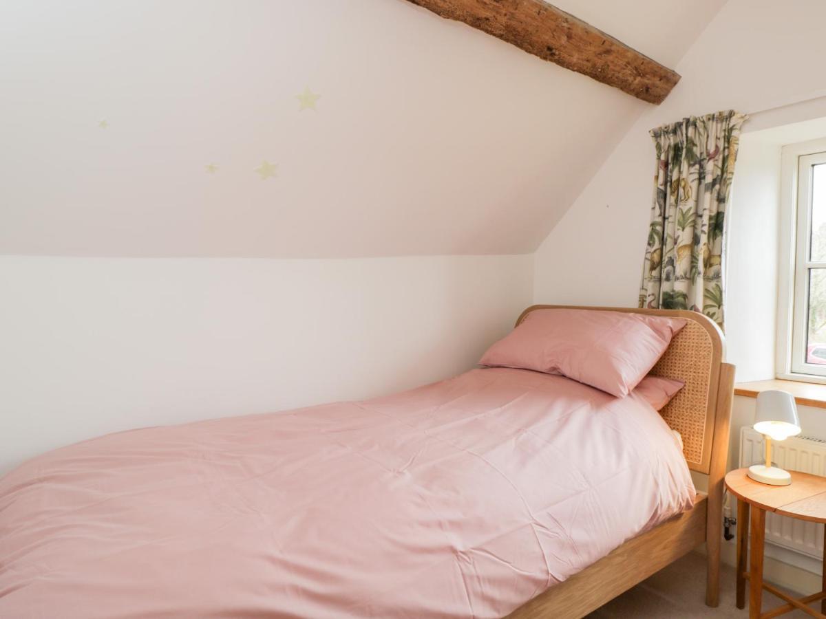וויטני High Cogges Farm Holiday Cottages מראה חיצוני תמונה