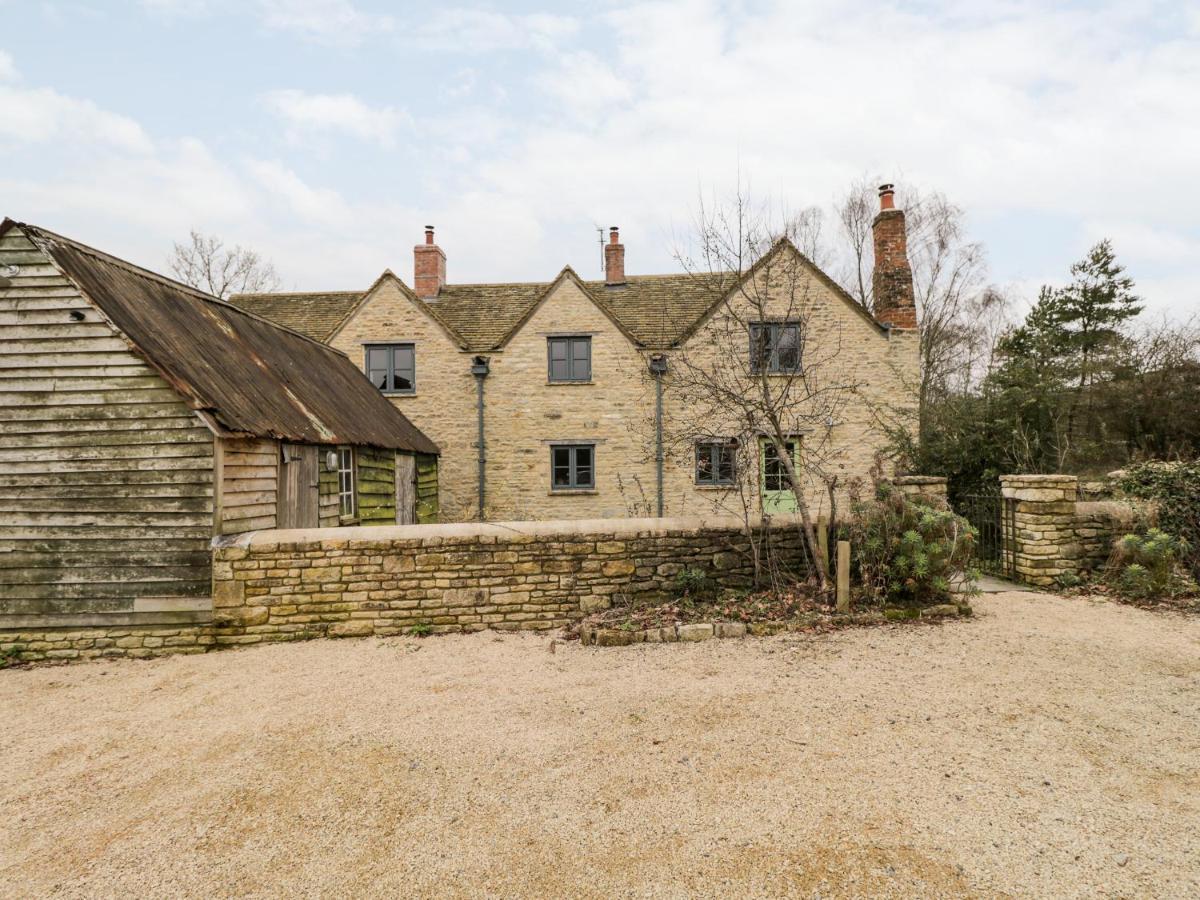 וויטני High Cogges Farm Holiday Cottages מראה חיצוני תמונה