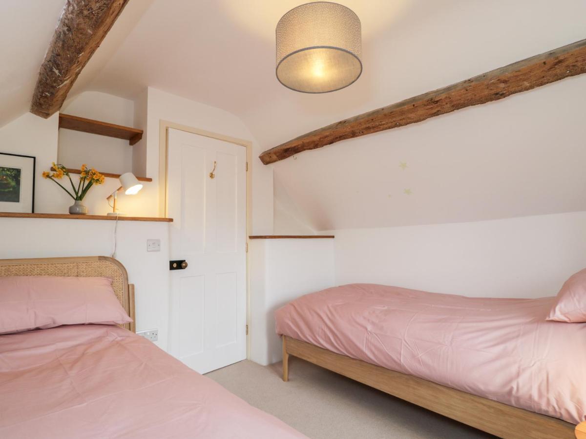 וויטני High Cogges Farm Holiday Cottages מראה חיצוני תמונה