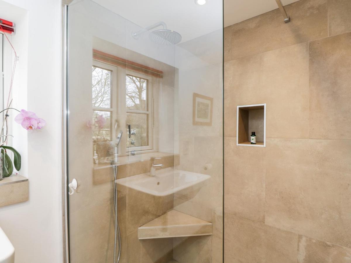 וויטני High Cogges Farm Holiday Cottages מראה חיצוני תמונה