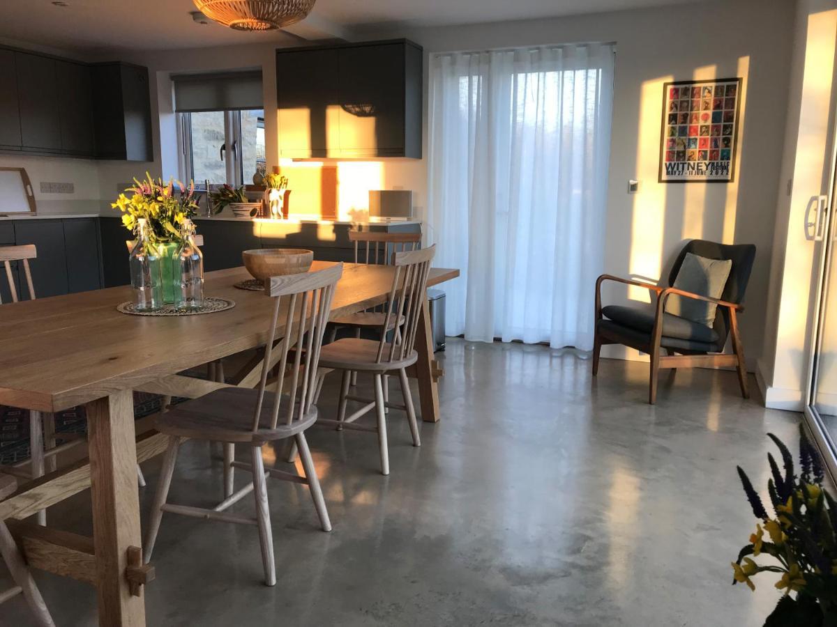 וויטני High Cogges Farm Holiday Cottages מראה חיצוני תמונה