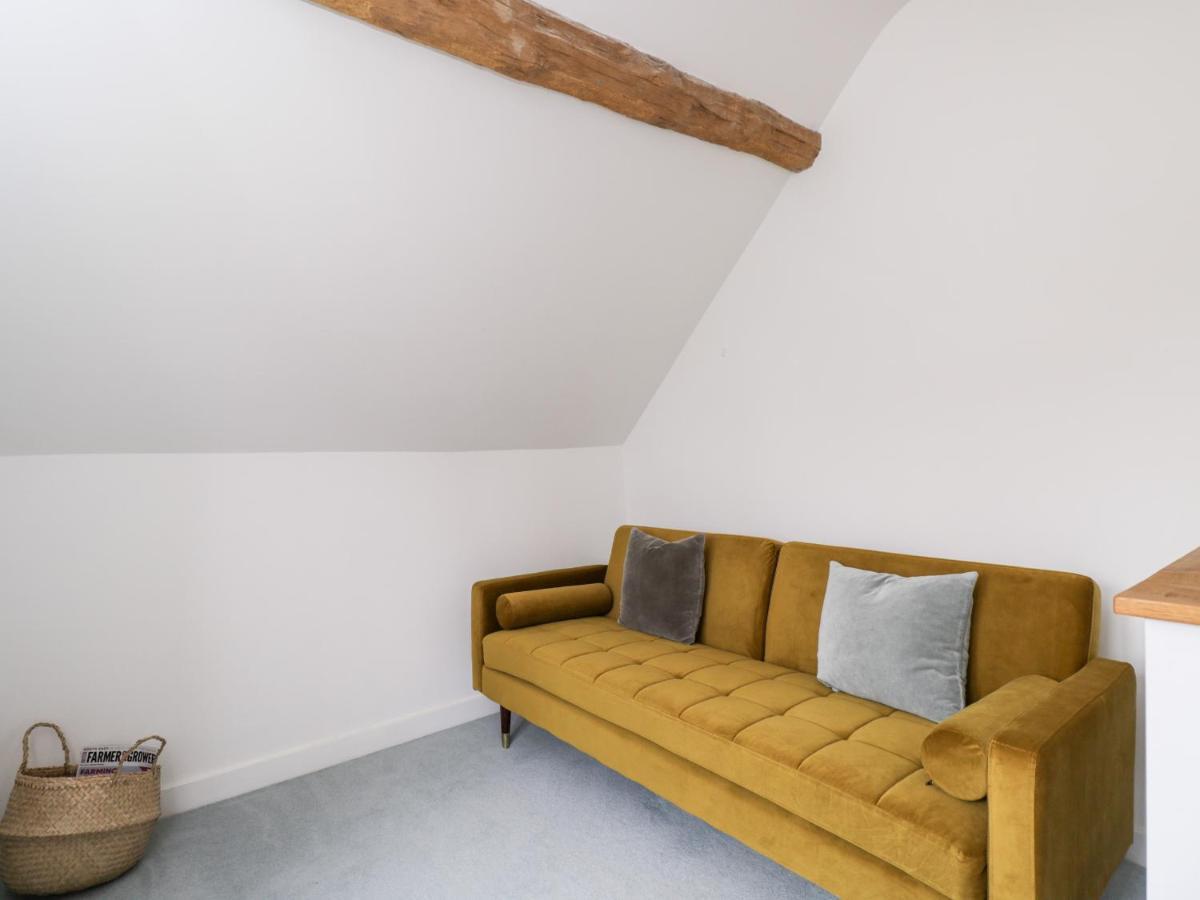 וויטני High Cogges Farm Holiday Cottages מראה חיצוני תמונה