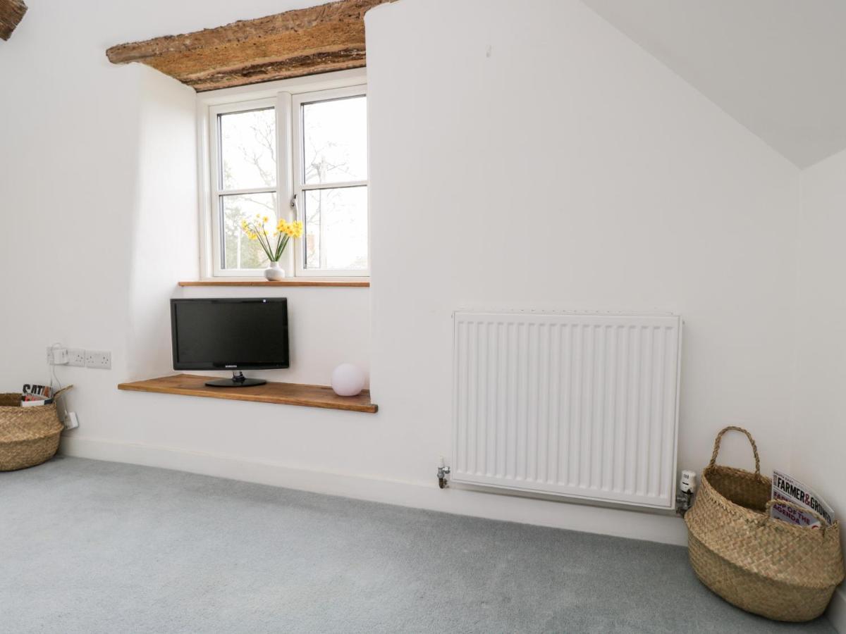 וויטני High Cogges Farm Holiday Cottages מראה חיצוני תמונה